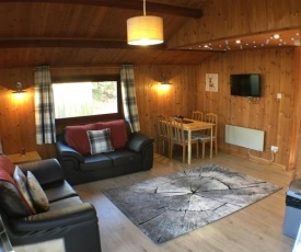 Snowdrop 13-Hot Tub-Woodlandlodges-Carmarthenshire