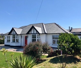 Treddolphin Guest House