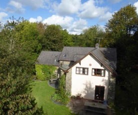 Ceridwen Holiday Home