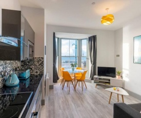 Brand new luxury apartment with stunning sea views