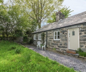 3 Bryn Ysgol, Betws-y-Coed