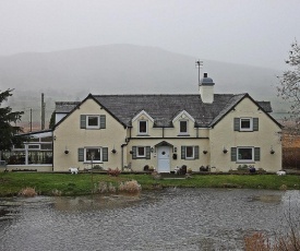 Llwyn Onn Guest House, North Wales