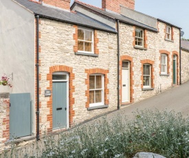 June Cottage, Denbigh