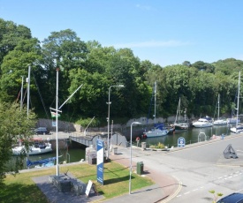 Menai Marina View