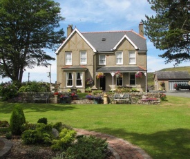 Gwrach Ynys Country Guest House