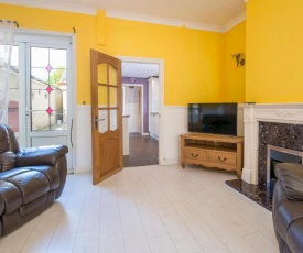 Pass the Keys Spacious & well located 3 bedroom house in Newport