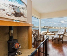 AEL-Y-BRYN-5 BED- DRAMATIC SEA VEIWS - Sleeps 12