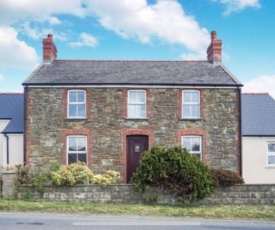 Stunning new 4 bed Cottage heart of Pembrokeshire