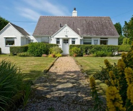 CAE GRUGOG COTTAGE-3 Bed-Sleeps 6-Ground Floor Bathroom