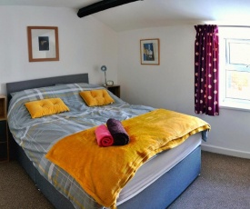 Osprey Cottage - Cosy 2 Bedroom Cottage