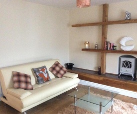 Large 2 Bed Flat