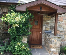 Ty Carreg Fach Staycation Cottage Cardiff